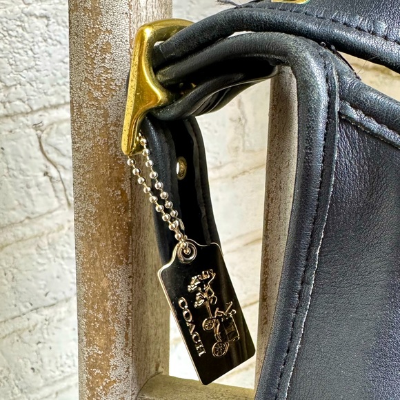 Vintage COACH small Legacy Crossbody bag w Sparkly Star Coach bag tag - Picture 8 of 16